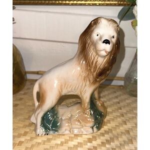 Vintage Lusterware Lion Figurine Statue Made in Brazil  7" Tall Ceramic